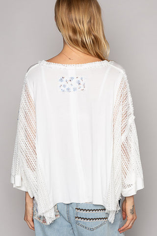 Relaxed Vibe V-Neck Top in Off White