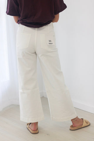 Ways of Summer Mica Crop Jeans in White