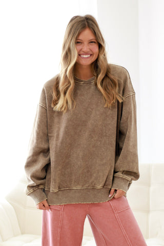 You're It Acid Wash Sweatshirt in Mocha