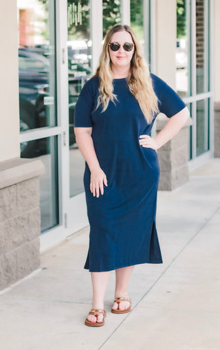 I'm Talking Cuteness Midi Dress in Navy