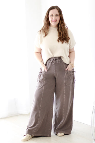 Stroll in the Park Pants in Espresso