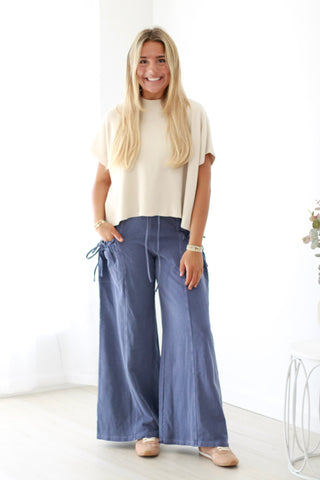 Stroll in the Park Pants in Blueberry