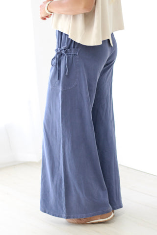 Stroll in the Park Pants in Blueberry