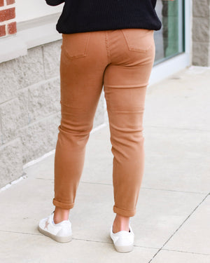 Fall for Me High Waist Judy Blue Jeans in Brown