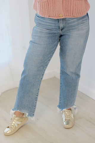 Sunday Blues Cropped Straight Jeans