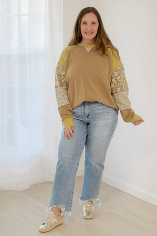 Don't Go Crazy Top in Mocha