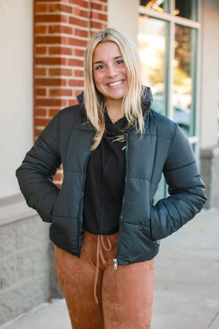 Chilly Nights Puffer Jacket in Black