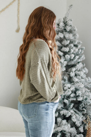 Christmas Market Top in Pine