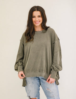 Kiss of Love Vintage Washed Pullover in Dark Mocha
