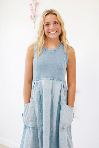 Casual Friday Maxi Dress