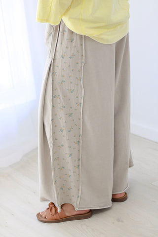 A Flirt with Floral Pants in Sage Gray