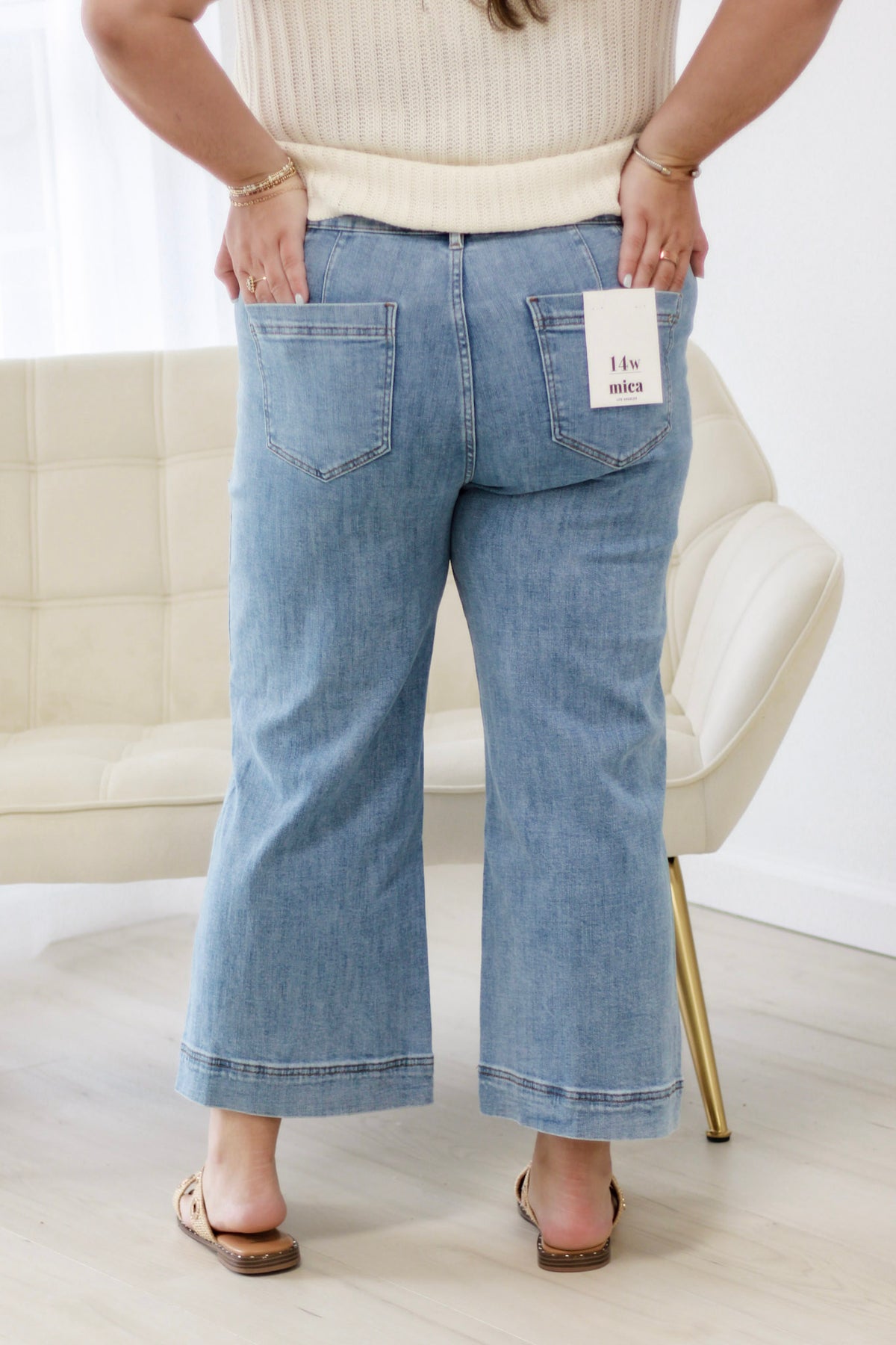 Effortless Style High Rise Cropped Jeans