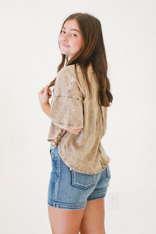 Showing Out in Mocha