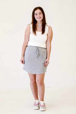 Sunshine Stroll Pocket Skirt in Grey