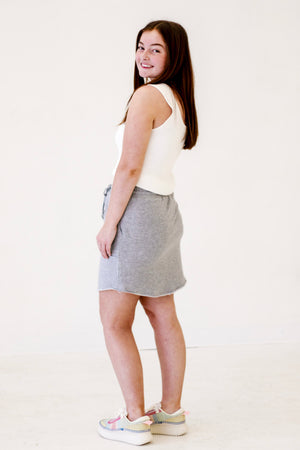 Sunshine Stroll Pocket Skirt in Grey