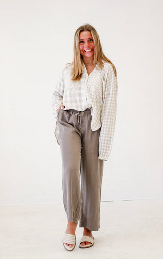 Plaid Picnic Party Shirt in Taupe