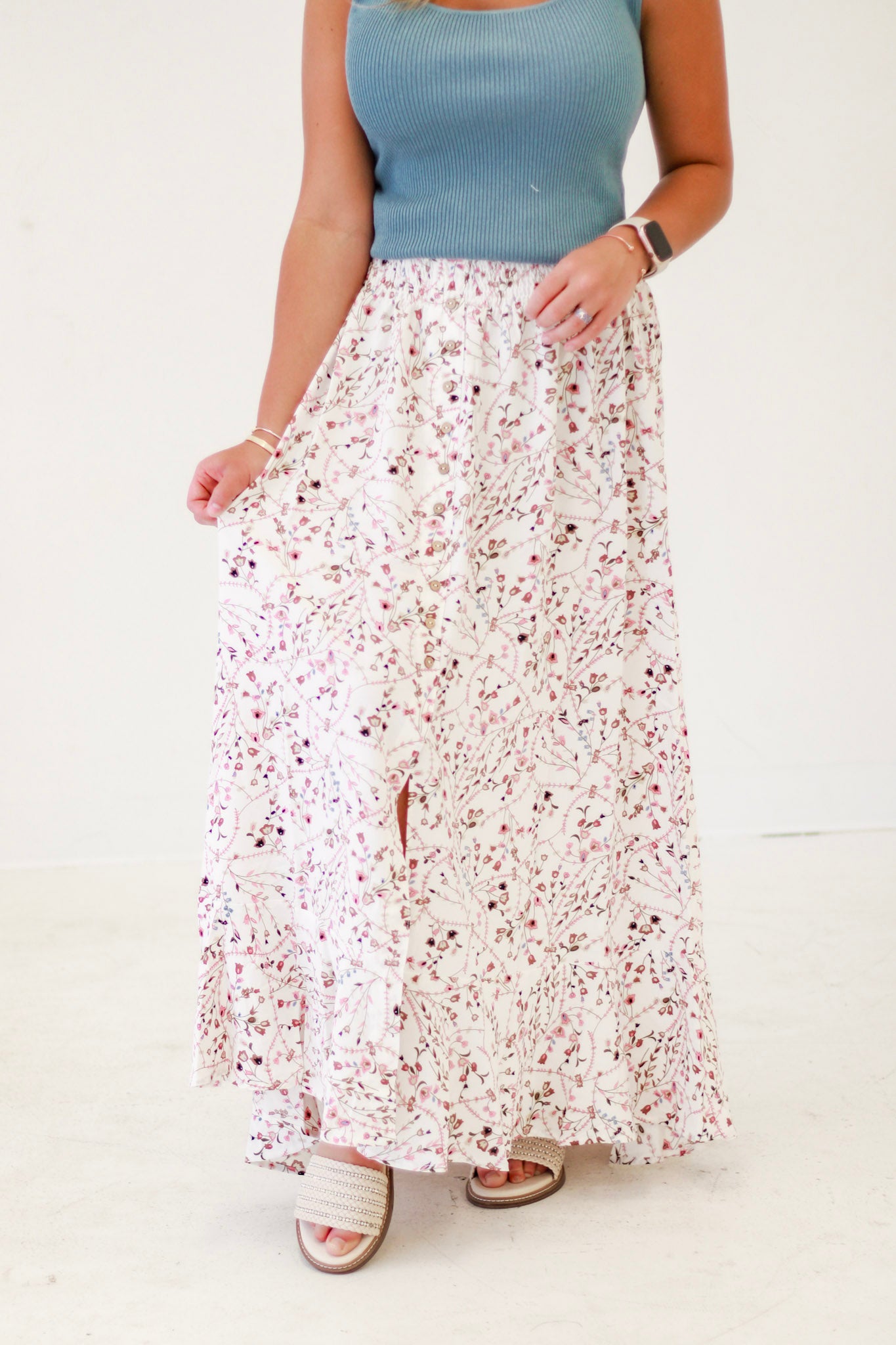 Floral Flair Button Down Skirt in Off White