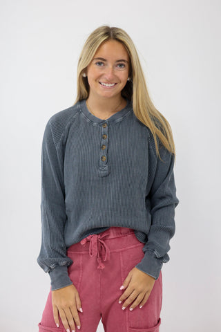 Easy to Love Mineral Washed Top