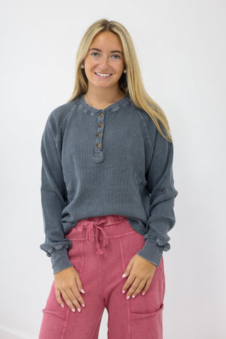 Easy to Love Mineral Washed Top