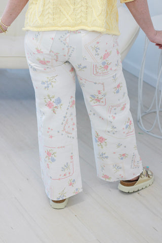Social Season Floral Print Pants
