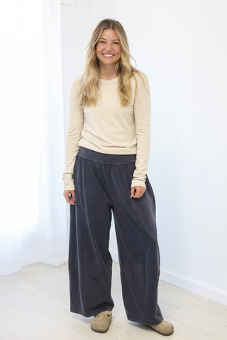 No Worries Ash Black Barrel Pants