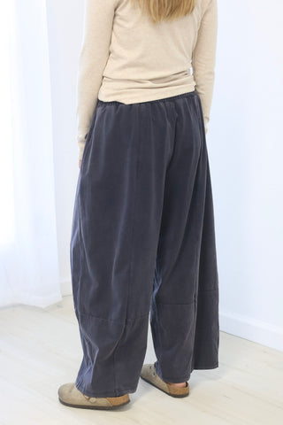 No Worries Ash Black Barrel Pants