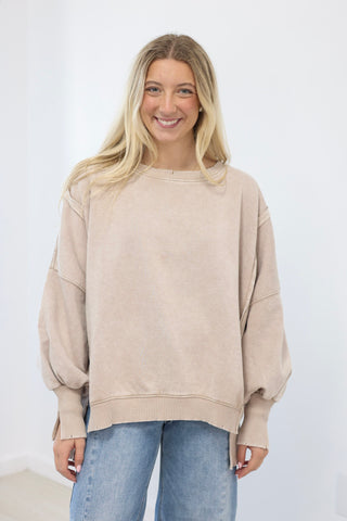 Toasted Marshmallows Fleece Pullover in Ash Mocha