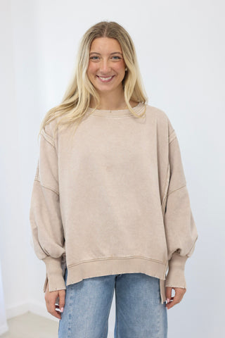 Toasted Marshmallows Fleece Pullover in Ash Mocha