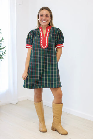 Merry Plaid Puff Sleeve Shift Dress in Hunter Green