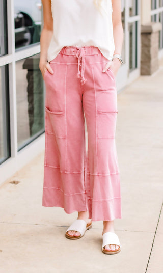 The Good Life Wide Leg Pants in Mauve