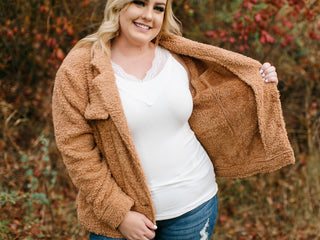 Foxy Sherpa Jacket In Camel