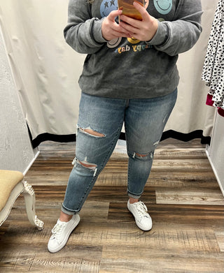 Judy Blue- Crop It Like It's Hot