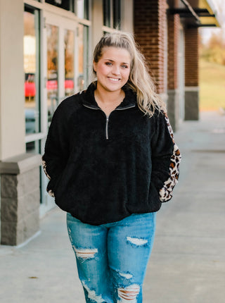 Droppin' Hints Pullover Sherpa