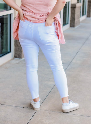 Judy Blue White Skinny Jeans with Raw Hem