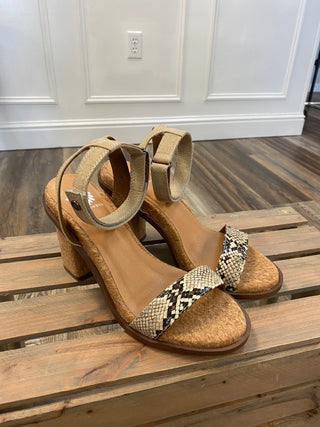 Yellowbox- Caikos- Taupe