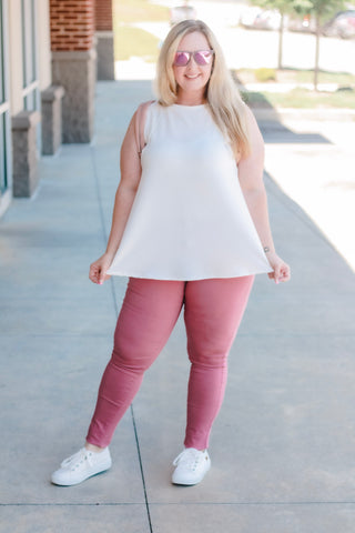 I Mean Business Superstretch Jeggings in Rose Bloom