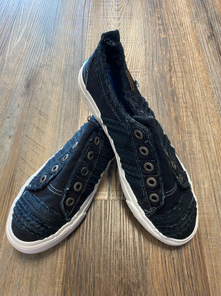 Blowfish- Black Canvas