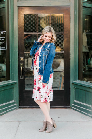 Kiss From A Rose In Ivory