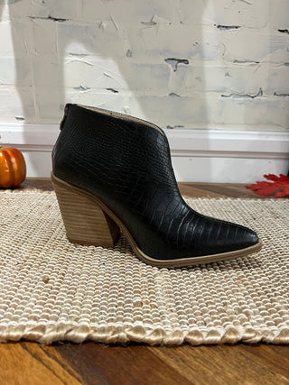 The Dilly Croco in Black